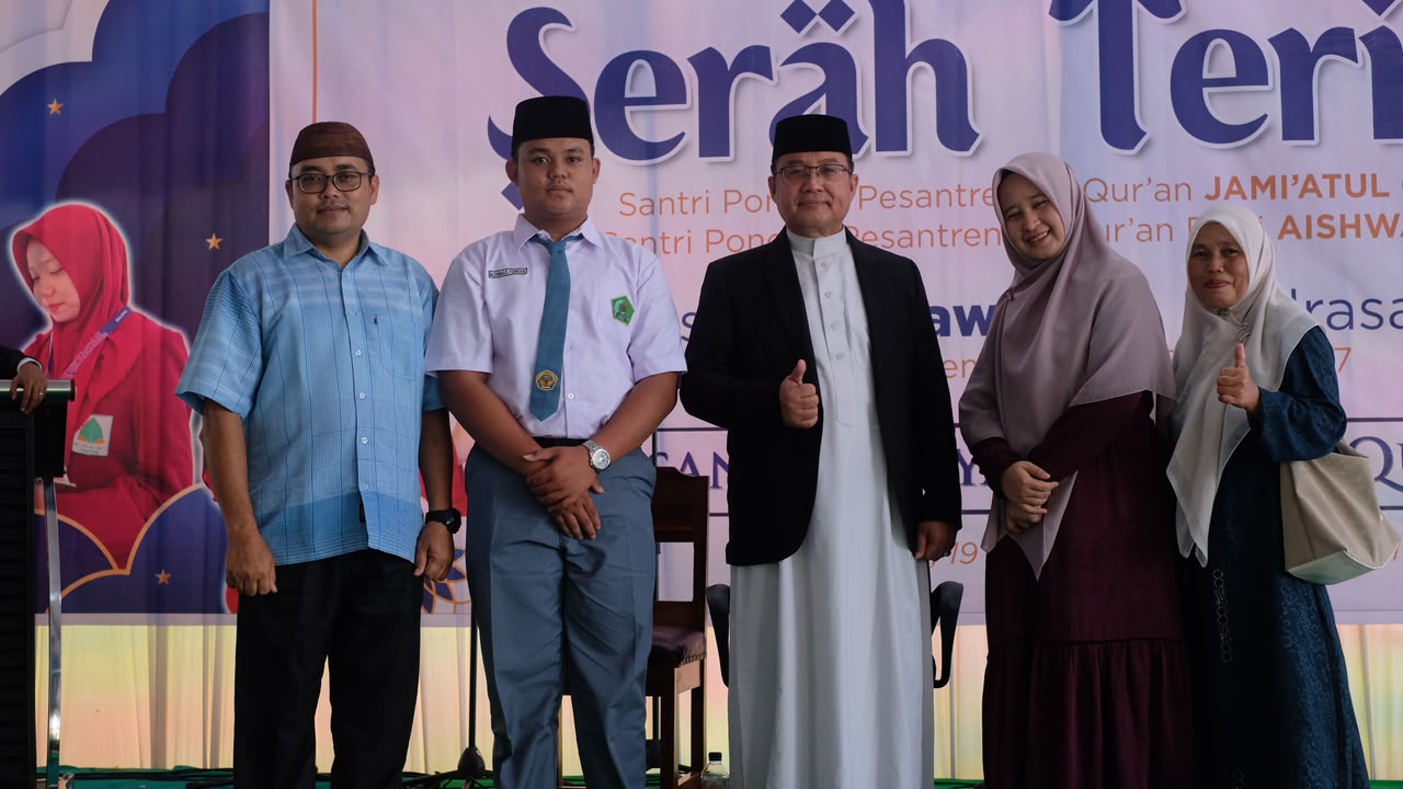 SERAH TERIMA SANTRI